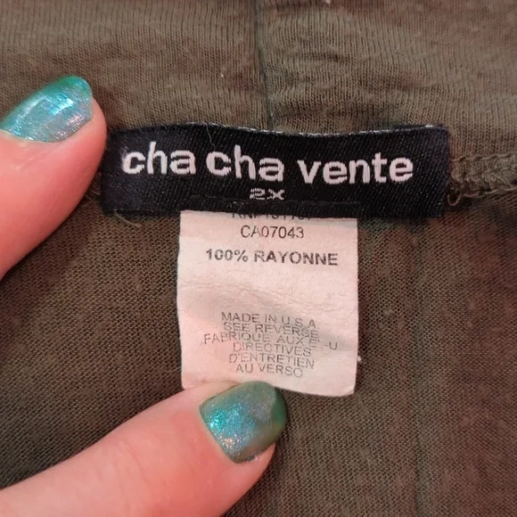 Fancy Cross Over Tee - Picture 3 of 3